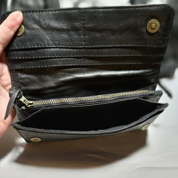 Wanderers Travel The Rocks Handbag, La Fontelina wallet, Barcelona Card wallet - Picture 11 of 16